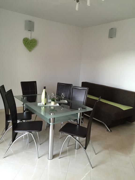 Apartment Ive Трогир Стая снимка